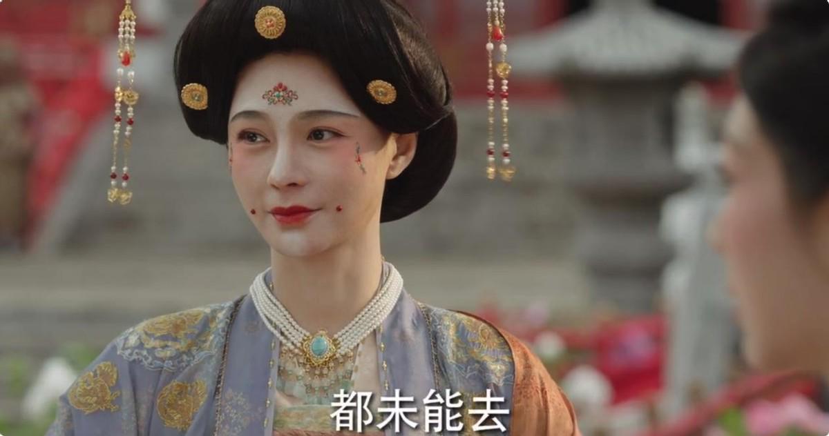 仅仅4集，拿下榜单第一，又一军旅剧爆了，我敢说，宣璐要火了