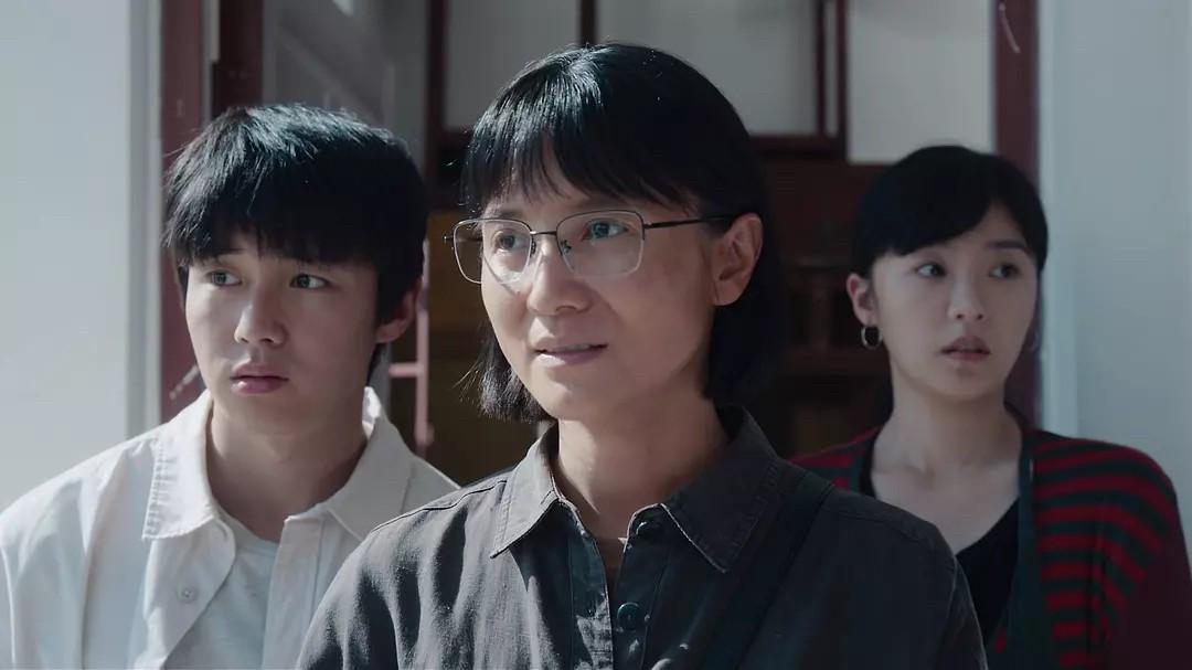 主席形象后继有人，央视《春晖》开播，侯京健已接好唐国强的班