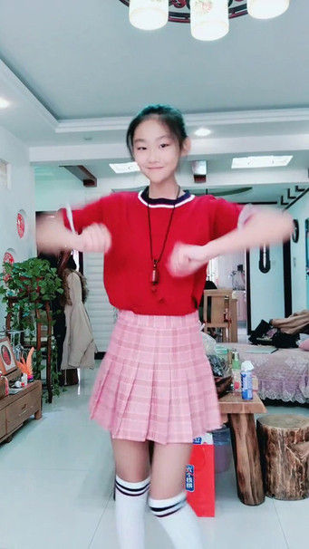 小美女跳舞系列2483
