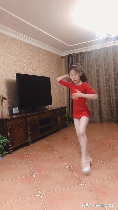小美女跳舞系列5292