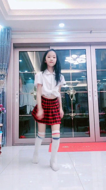 小美女跳舞系列2537