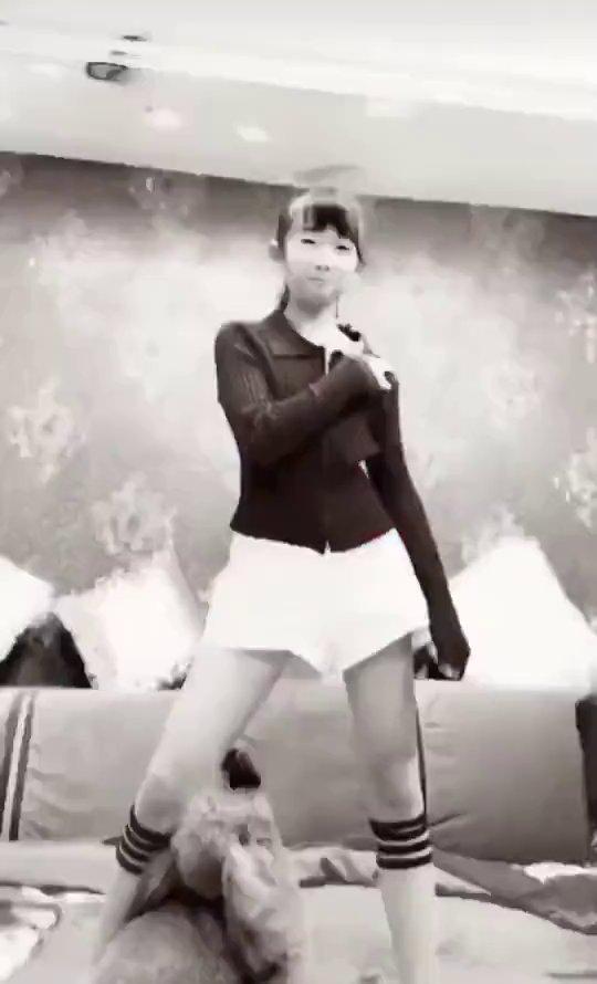 小美女跳舞系列3493