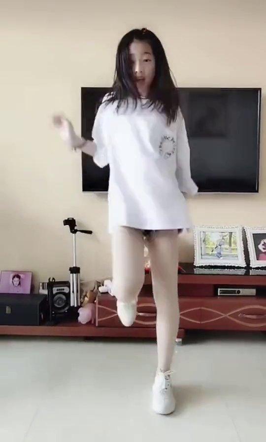 小美女跳舞系列3572