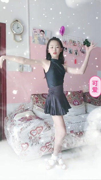 小美女跳舞系列2970