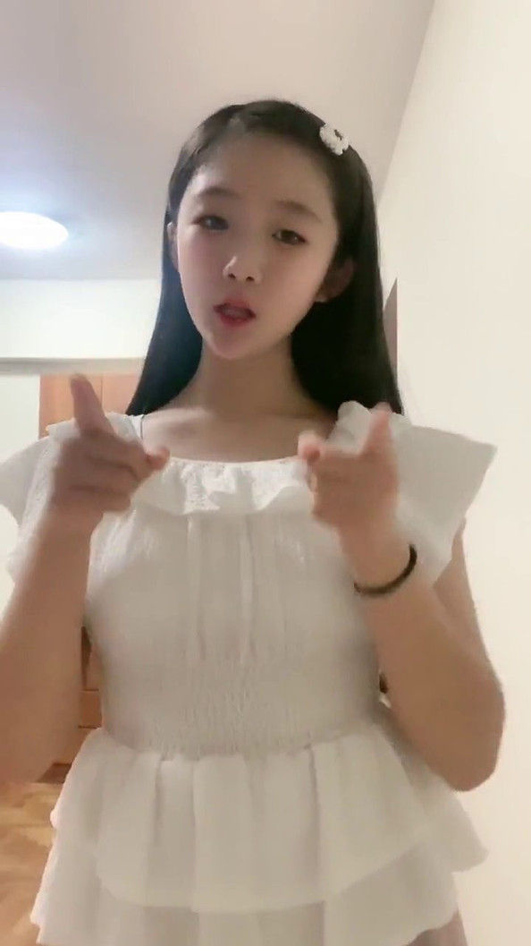 小美女跳舞系列1307